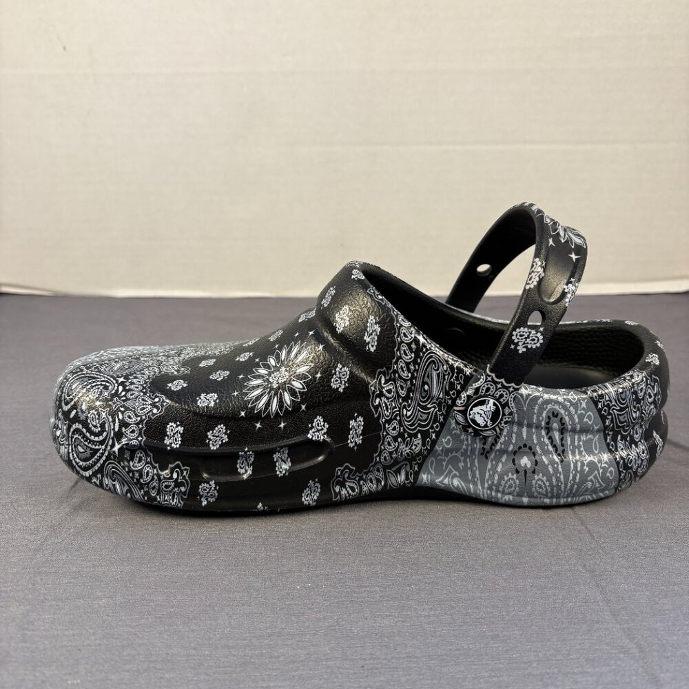 Crocs Bistro Black & Paisley Clogs Women's 10 Men's 8 - Picture 3 of 9